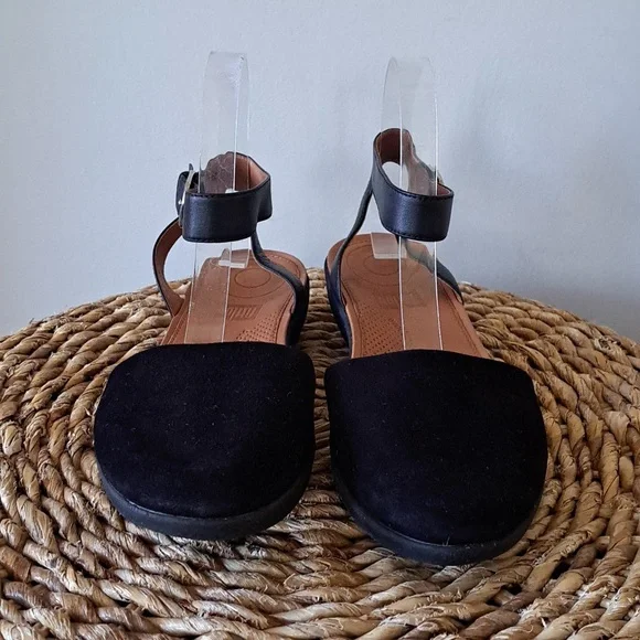 Fitflop Womens Cova Casual Closed Toe Black Suede Slingback Low Sandals S-7.5 - Picture 3 of 9